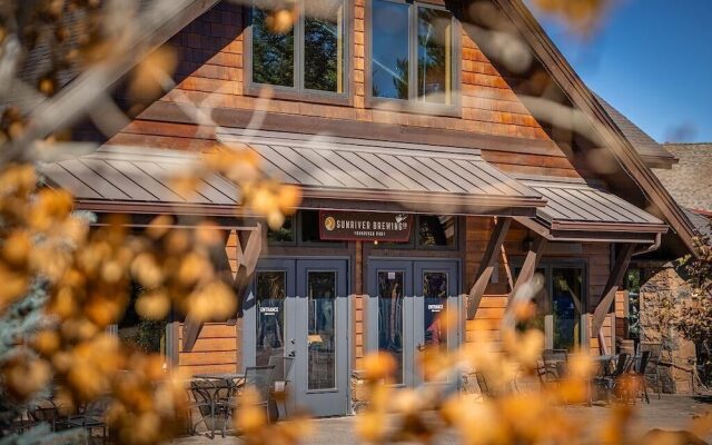 Diamond Peak Lane 20