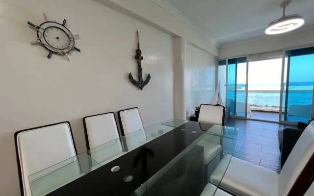 Aquamarine Retreat Penthouse Boca Chica