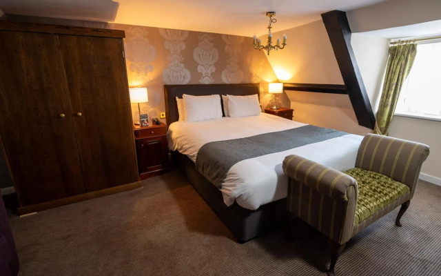 Antelope Hotel by Greene King Inns