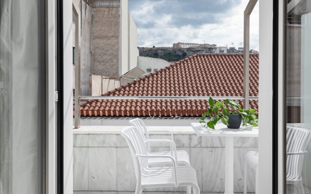 Athenian Heart Suites