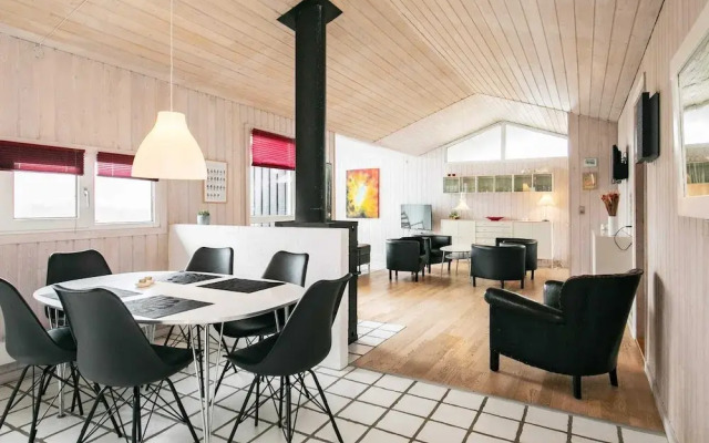 6 Person Holiday Home in Blokhus-by Traum