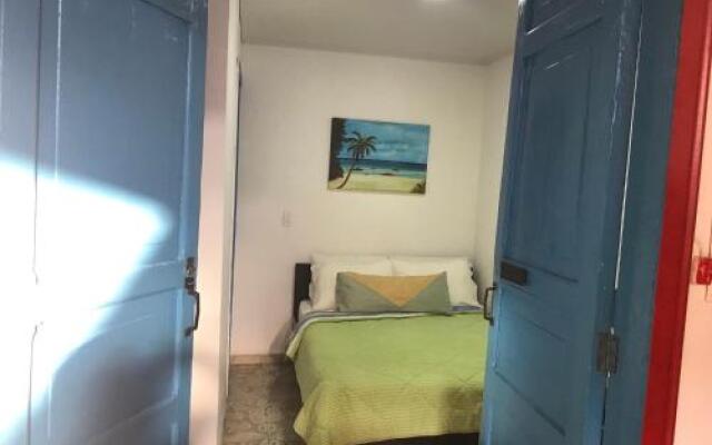 Hostal Maderos