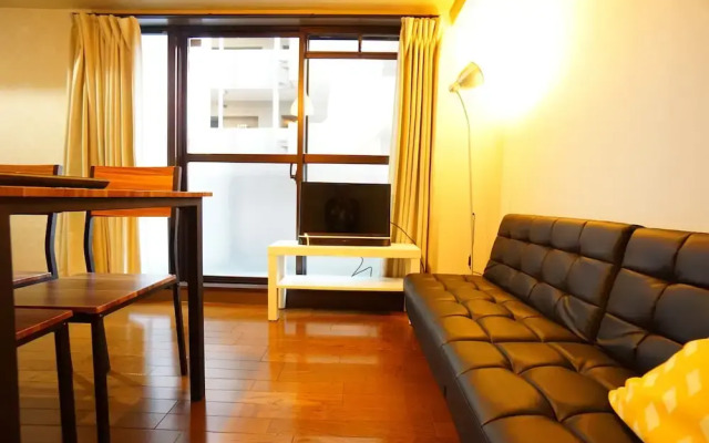 Terry's Apartment Shinsaibashi East I G04C