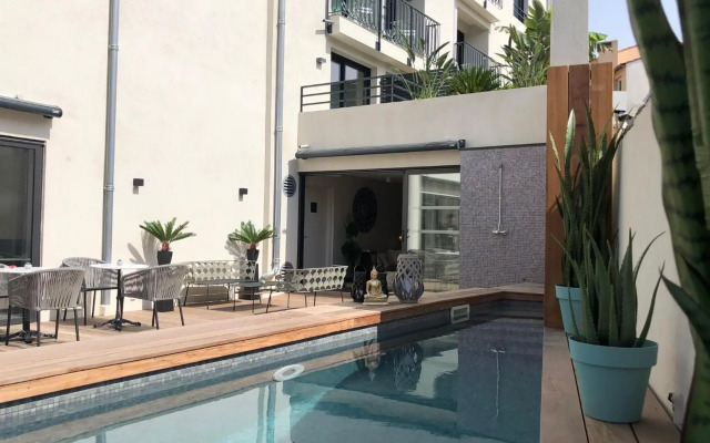 Hotel La Villa Port d Antibes & Spa