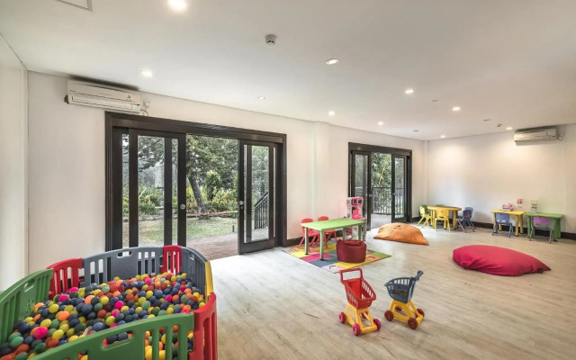 Lido Lake Resort By MNC Hotel