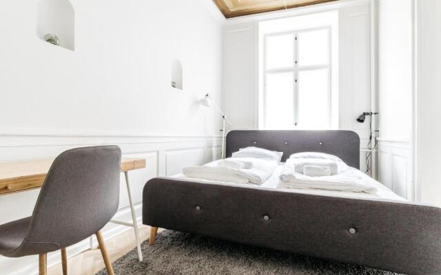 Lavish 4BR Flat in the Heart of CPH by The Canals