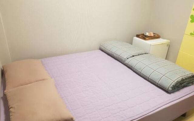 Gom Guesthouse Myeongdong