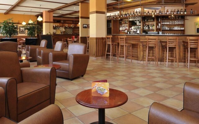 B&B HOTEL Amiens Centre Cathédrale