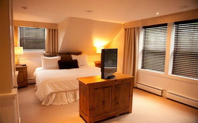 Auberge Sous L'Edredon B&B