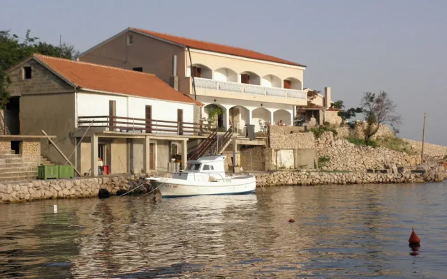 Taša - 5 m From sea - SA1