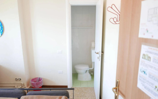 Lake Como Hostel