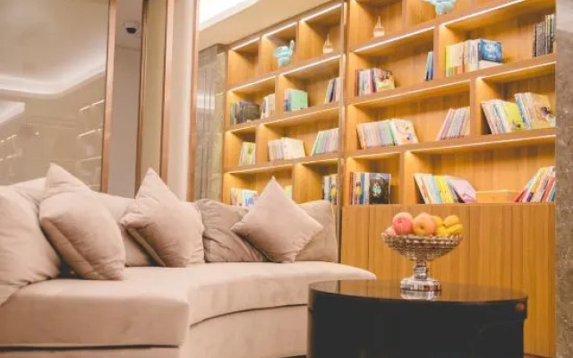 Homeinn Plus Hotel (Shanghai Dapuqiao)