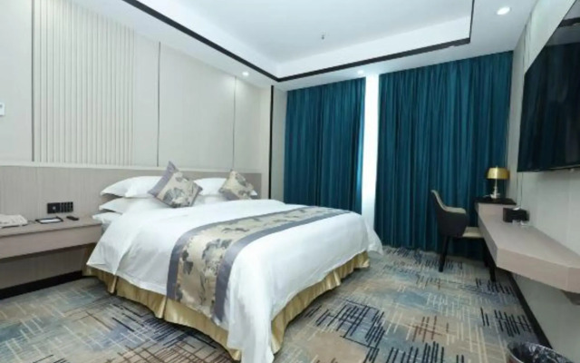 Shenzhen Bolang Hotel (Xintangwei Metro Station)