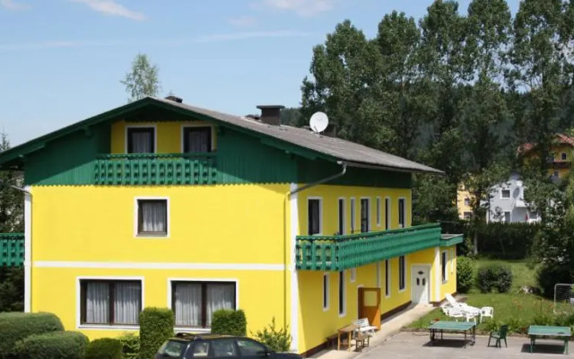 Haus Ferienwohnungen Angelika