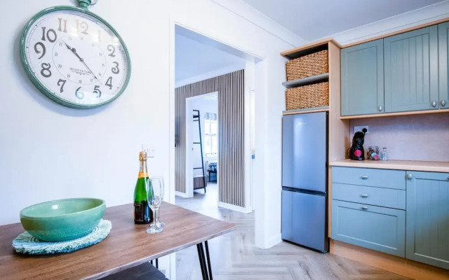 Kilmore House - 2 Bedroom Apartment - Tenby