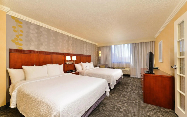 Courtyard by Marriott Denver Cherry Creek