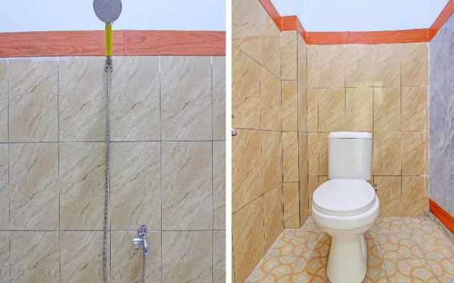 Moza Guest House by OYO