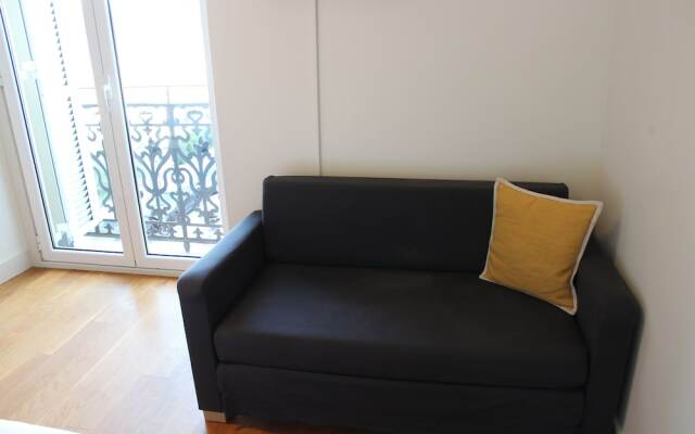 SEAFRONT LUXURY STUDIO - by SanSebastianApartments.es