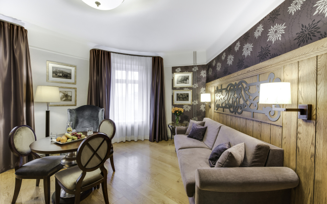 Eurostars Metropole Hotel