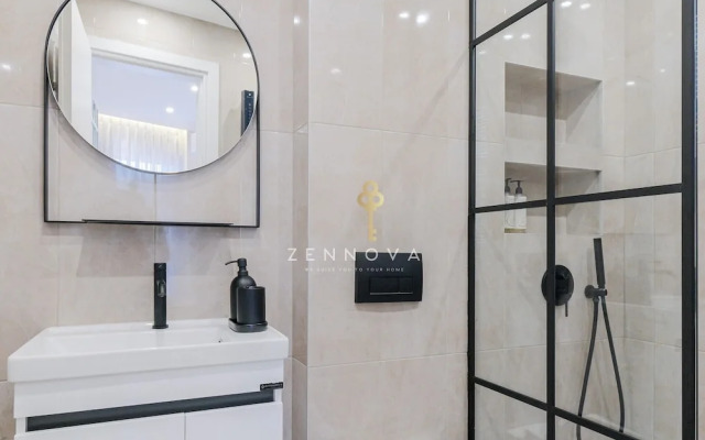 Zennova 72 Tsinari Luxury Suite