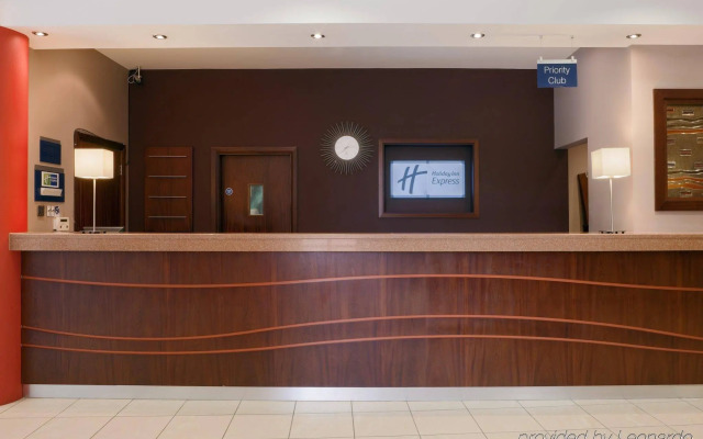 Holiday Inn Express Hotel Dublin Airport by IHG