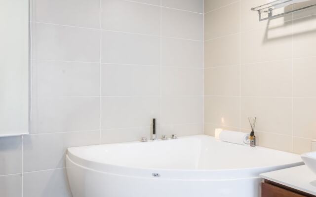 The Haven Lakeside Suites by Verve