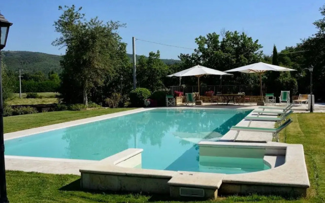 Tuscan Villa With Sauna