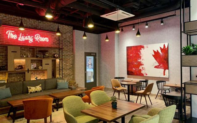 Canvas Moncton, Tapestry Collection by Hilton