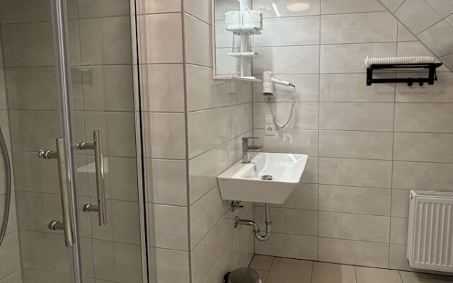 Gap Hotel Event & more