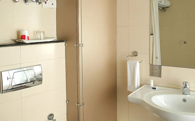 Ahuja Residency Jcm 77 Dlf Phase Ii
