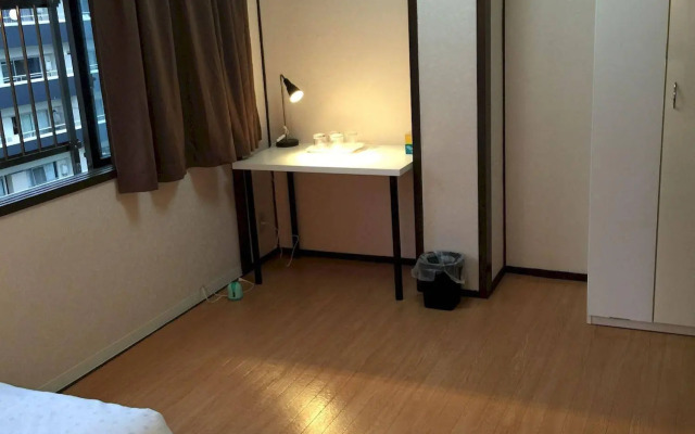 Naniwa Guest House
