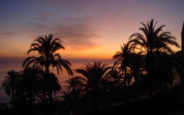 Skol 1A by Completely Marbella