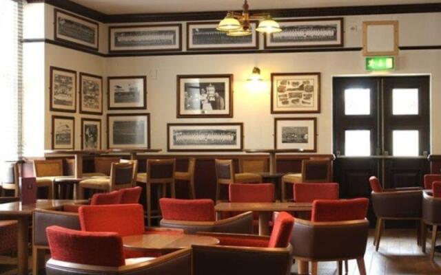 George Hotel