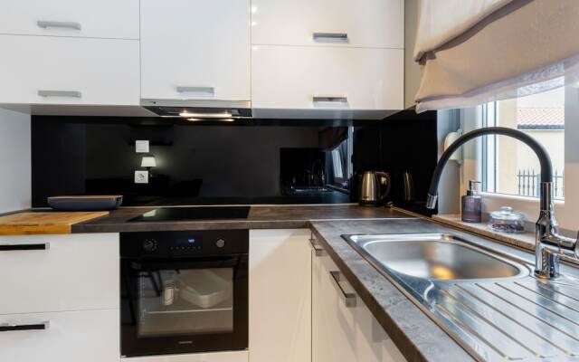 Modern Apartment in Zadar with Garden