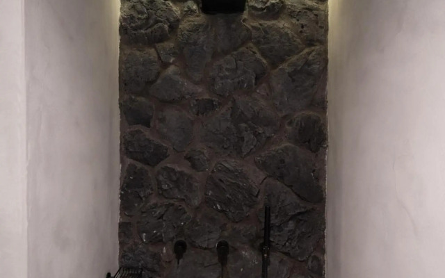 Apikia Santorini Suites - Adults Only