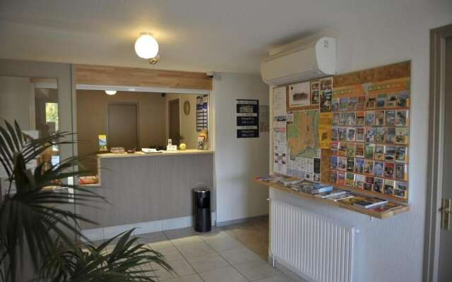 Brit Hotel Essentiel Millau