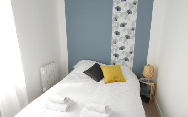 Superbe studio lumineux, jolie vue mer [LeDellec]