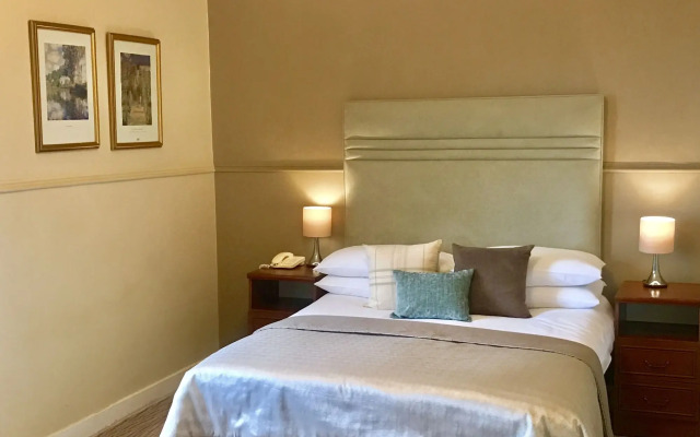 Cove Bay Hotel