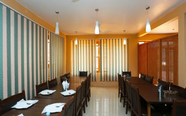 OYO 18391 Hotel Royalton