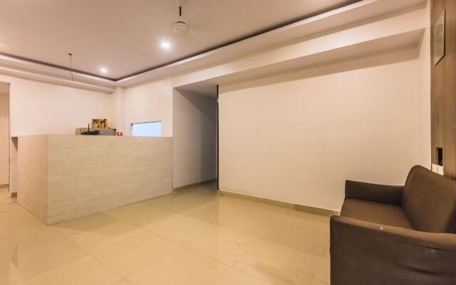 Vista Vashi Inn