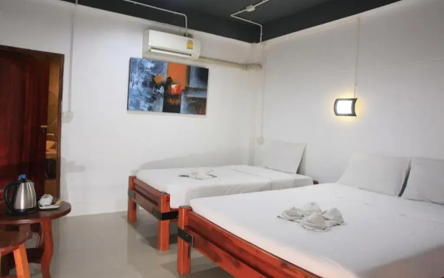 Hometel Hotel