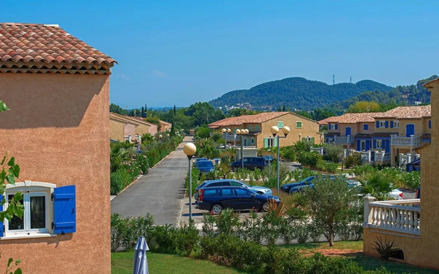 Terraced House in Vidauban With Pool