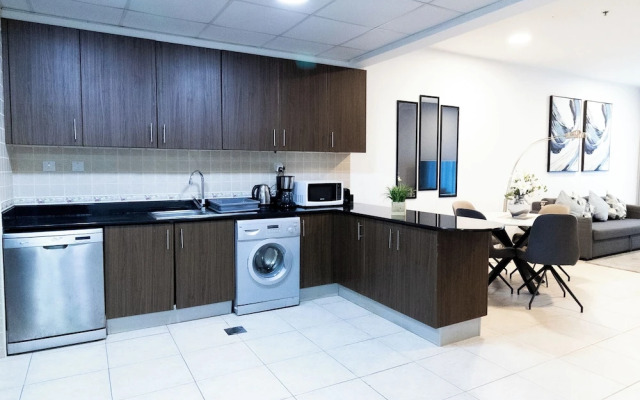 HAPPY SEASON I Elite Tower Dubai Marina