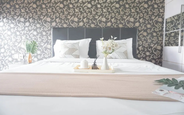 Minimalist And Relaxing Studio Room At Tamansari Semanggi Apartment – Guest Rooms – Jakarta