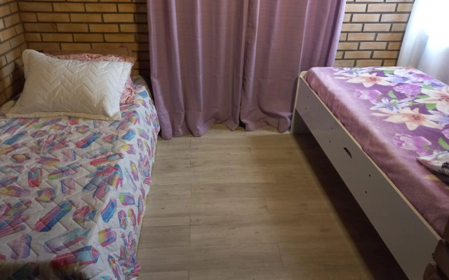 Aluguel Casa Garopaba - 7 quadras do mar