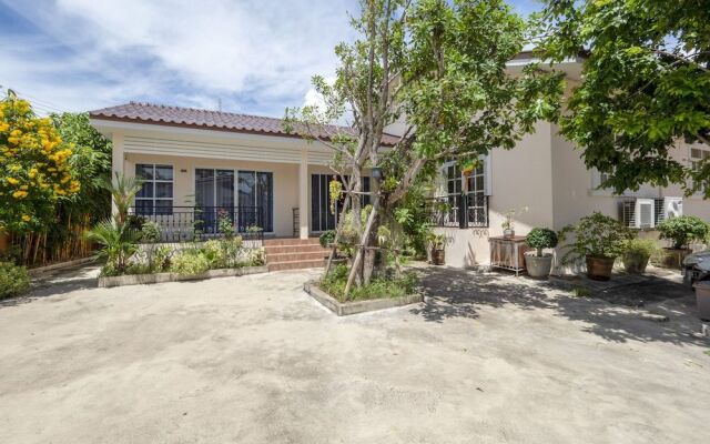 Home And Garden Resort by Oyo Rooms