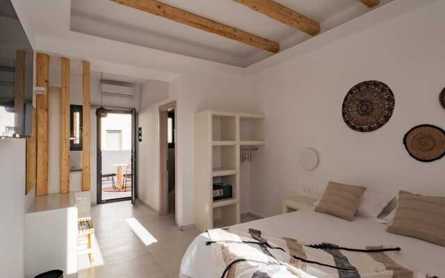 Alonia Suites