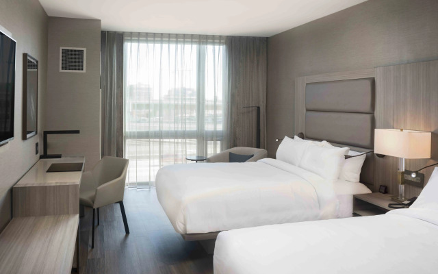AC Hotel by Marriott Boston Downtown