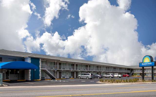 Days Inn by Wyndham Apopka/Orlando