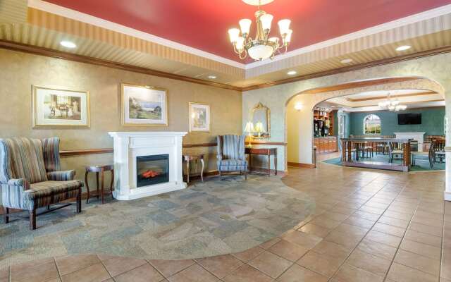 Mainstay Suites Airport